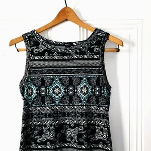 Sleeveless 🐘 Dress